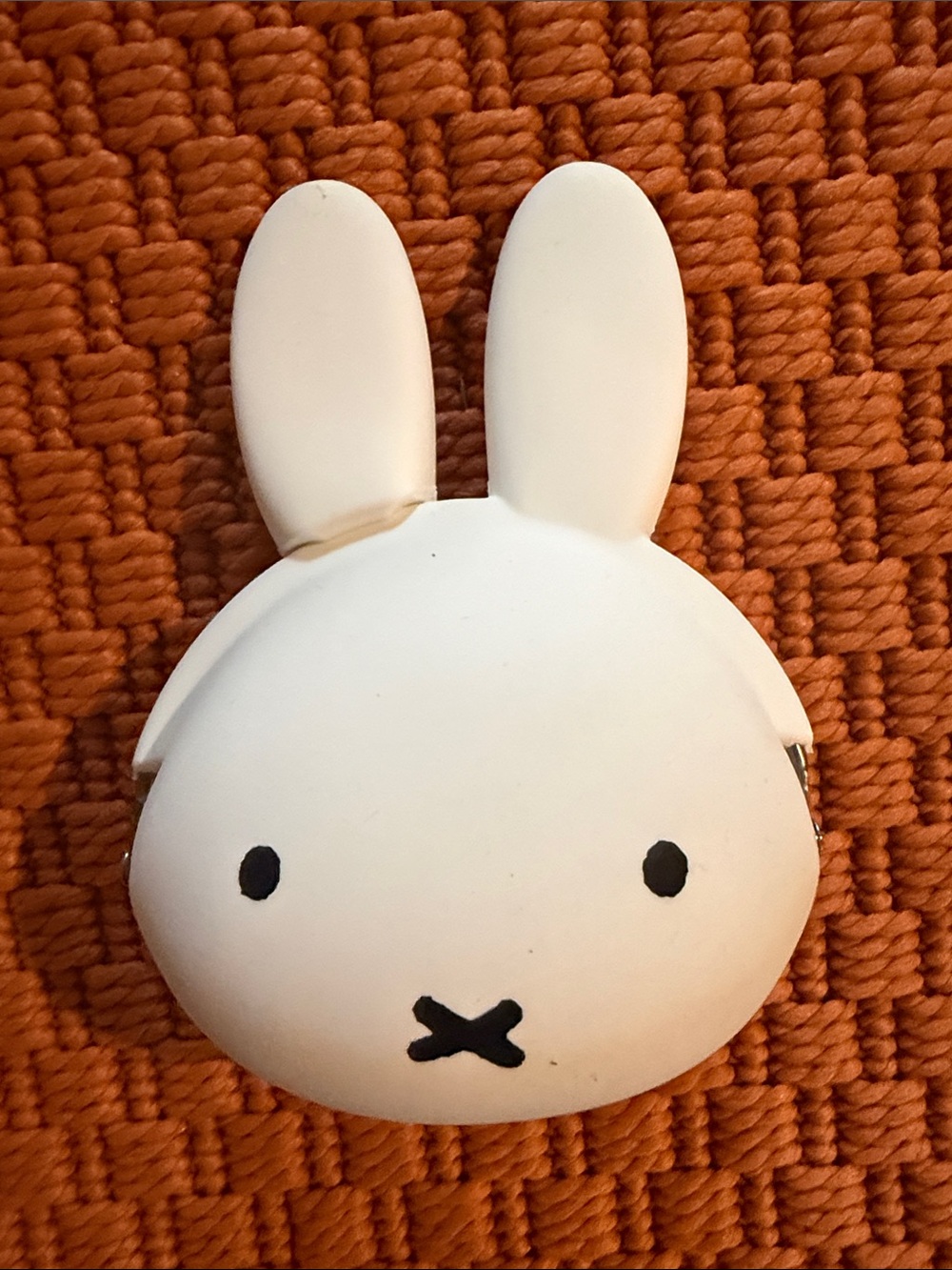 Miffy - White Coin Pouch - Cute Silicone Bunny